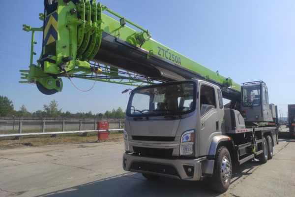 Добудова енергоблоків на ХАЕС: поповнюється кількість техніки