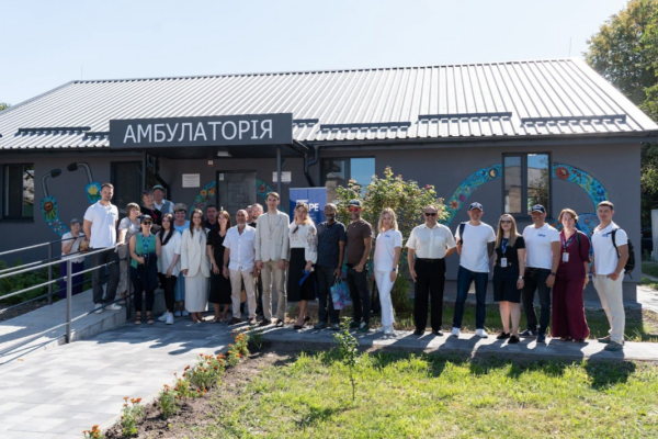 У селі Микуличи після обстрілів відновлено амбулаторію